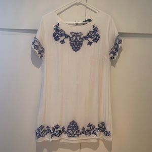 Lulu’s embroidered dress